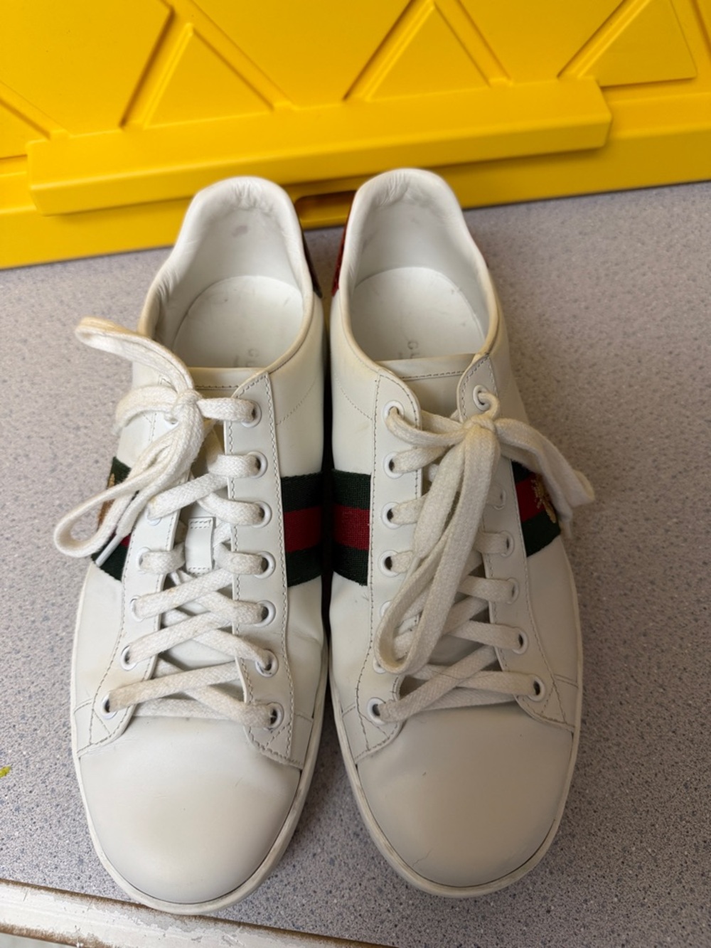 Gucci White Leather Sneakers with Red and Green Web and Gold Bee Embroidery - Picture 4 of 4